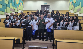 Lawatan Ilmiah SMK Bukit Guntong ke FTKEE UMPSA 